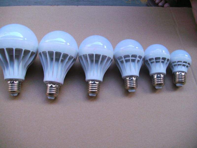 保險(xiǎn)絲應(yīng)用在LED燈上